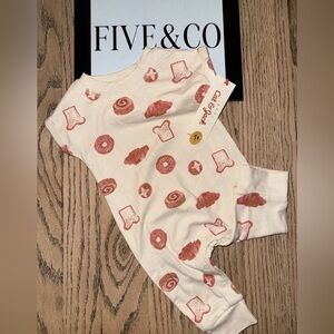 Cat & Jack size NB breakfast pastries